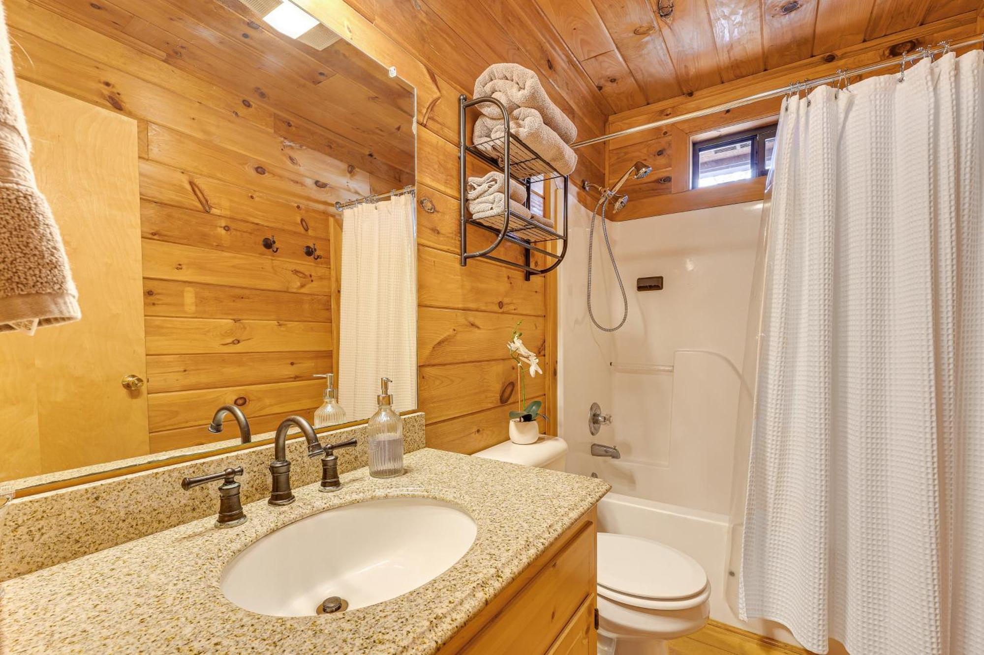 Cozy Cabin In Private Location With Hot Tub And Grill! Villa Blue Ridge Exterior photo