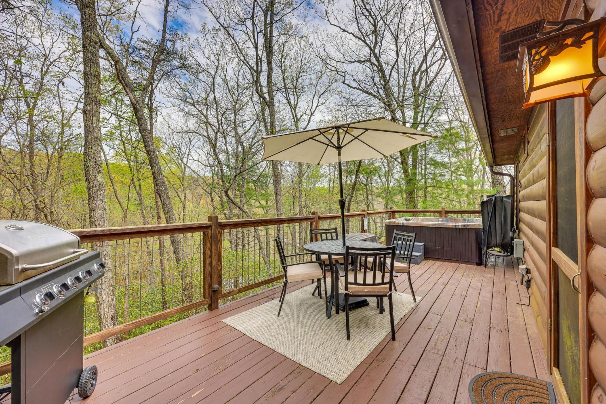 Cozy Cabin In Private Location With Hot Tub And Grill! Villa Blue Ridge Exterior photo