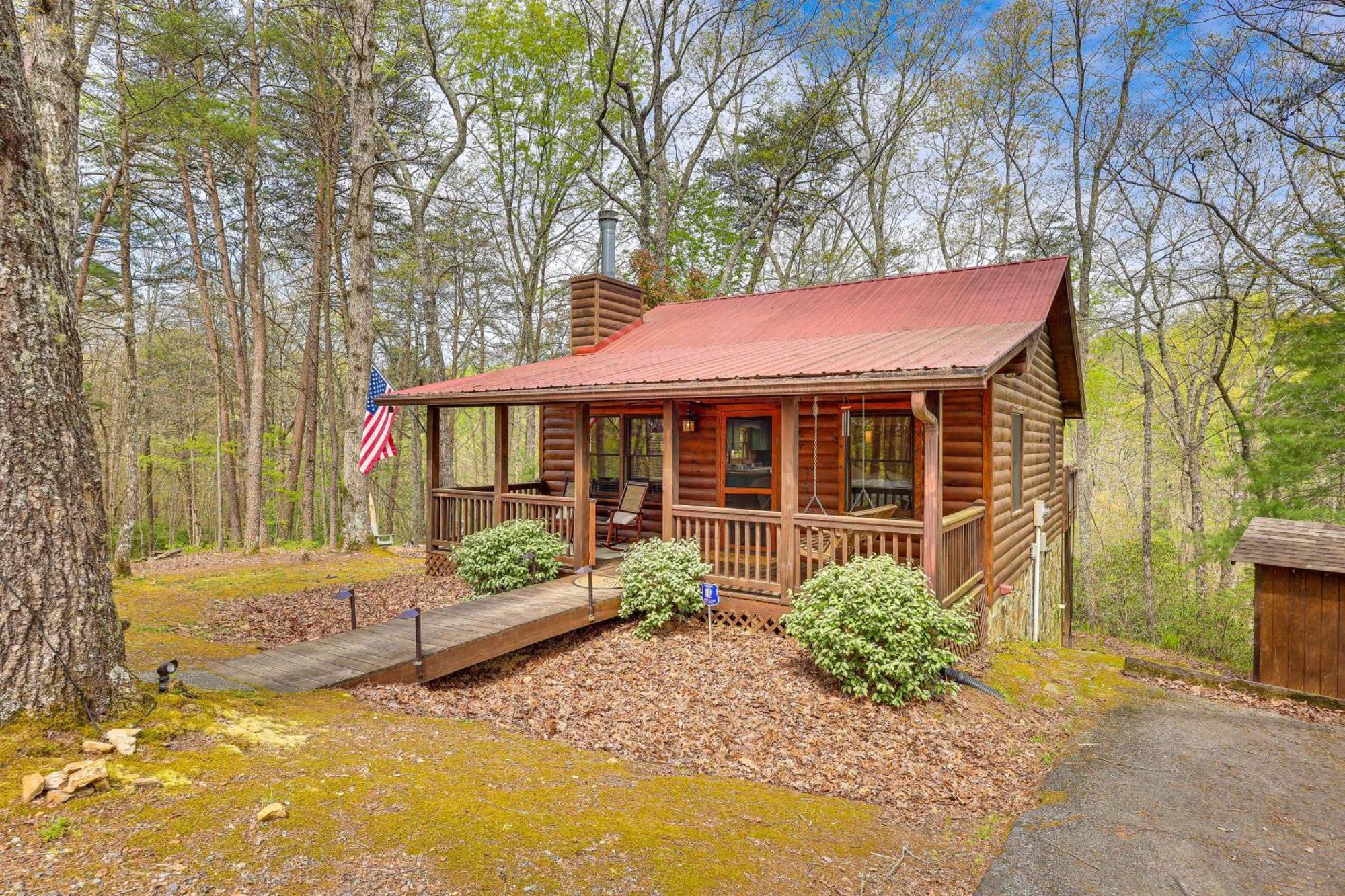 Cozy Cabin In Private Location With Hot Tub And Grill! Villa Blue Ridge Exterior photo